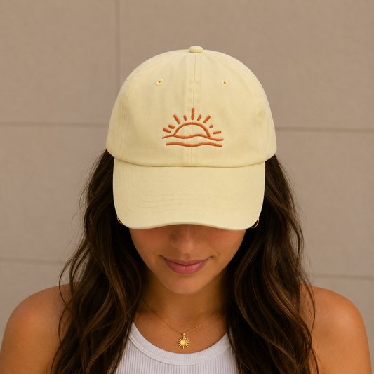 CASQUETTE - JAUNE PÂLE "COUCHER DE SOLEIL"